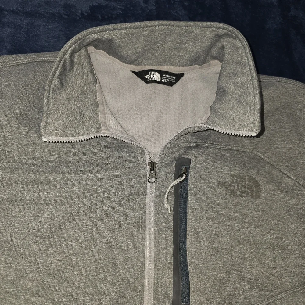 The North Face Men's Half Zip Pullover Sweatshirt‎ Gray Size Medium